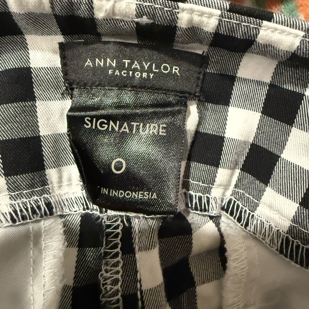 Ann Taylor Factory Black and White Checkered Pants - Picture 8 of 8